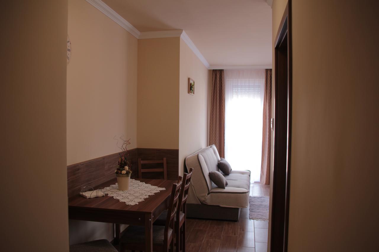 Imola Es Andrea Apartmanhaz 2 Hajdúszoboszló Exteriér fotografie