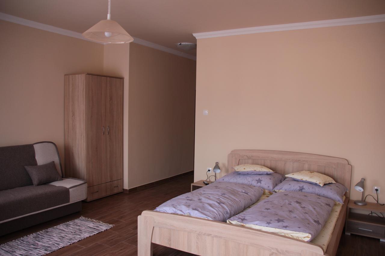 Imola Es Andrea Apartmanhaz 2 Hajdúszoboszló Exteriér fotografie