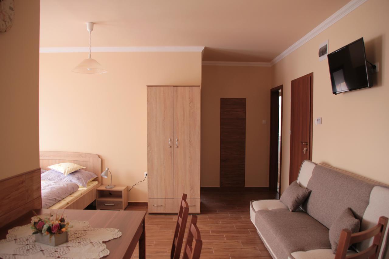 Imola Es Andrea Apartmanhaz 2 Hajdúszoboszló Exteriér fotografie