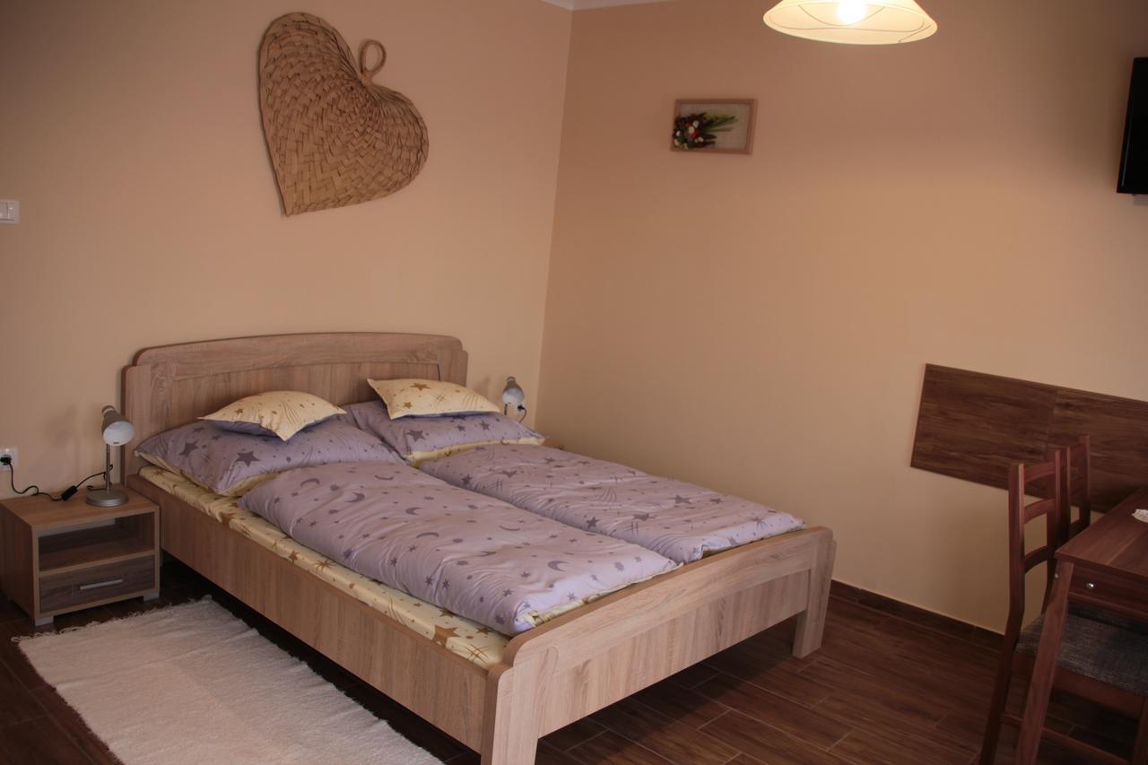 Imola Es Andrea Apartmanhaz 2 Hajdúszoboszló Exteriér fotografie